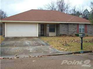 824 Cherry Ridge Dr, Clinton, MS 39056