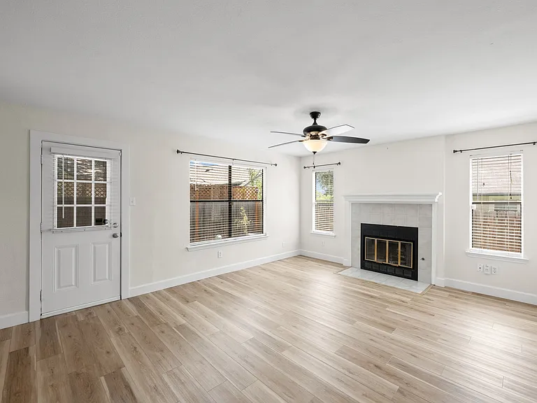 4602 Tobago Cv — Photo 14