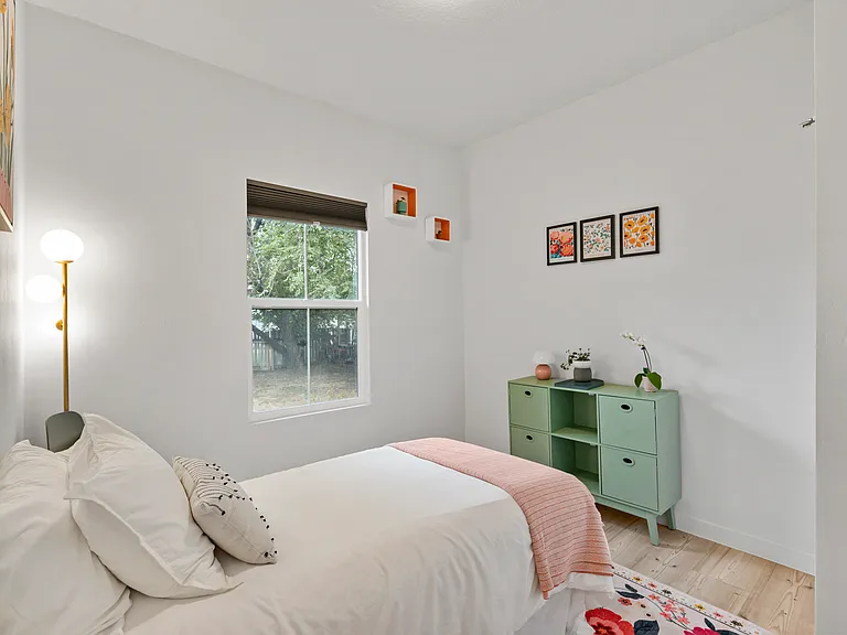 2641 S 7200 W — Photo 17
