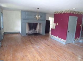 2217 S Chester Springs Rd, Chester Springs, PA 19425