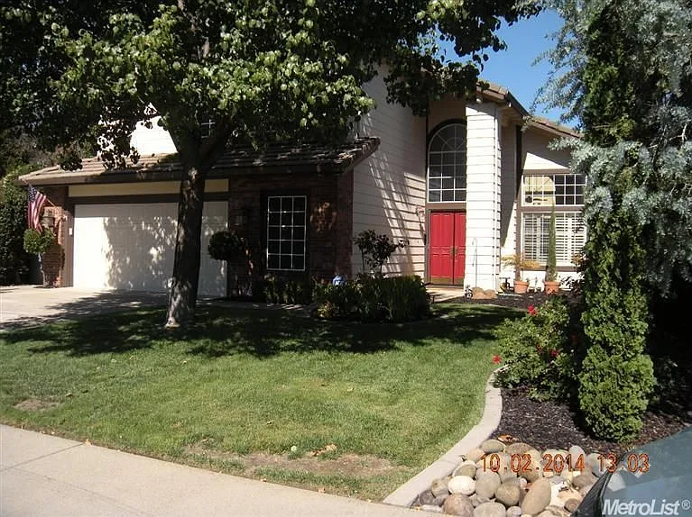 2407 Carr Ct photo 1