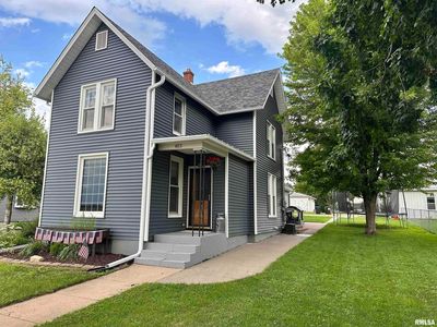 653 Ferry Rd, Miles, IA, 52064