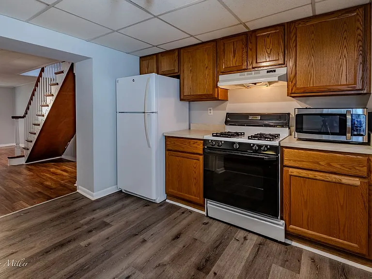 608 S Milton Ave — Photo 6