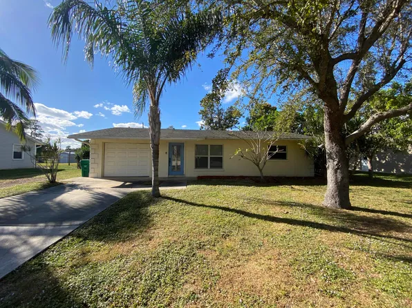 4711 Sunset Boulevard, Fort Pierce, FL 34982