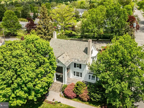 700 N Walnut St, West Chester, PA 19380