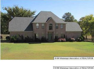 3074 Ivy Ln, Hernando, MS 38632