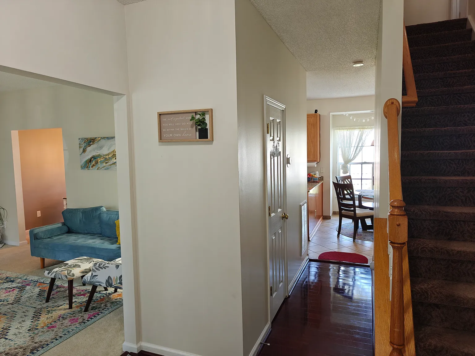 3 bed, 1.5 bath, 2026 sqft, $1,995 — Photo 4