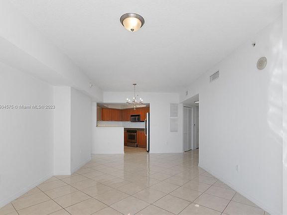 3rd image of 16699 Collins Ave APT 1401