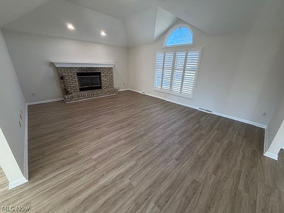 4th image of 5913 Oak Point Rd