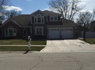 512 Rutgers Ln, Elk Grove Village, IL 60007