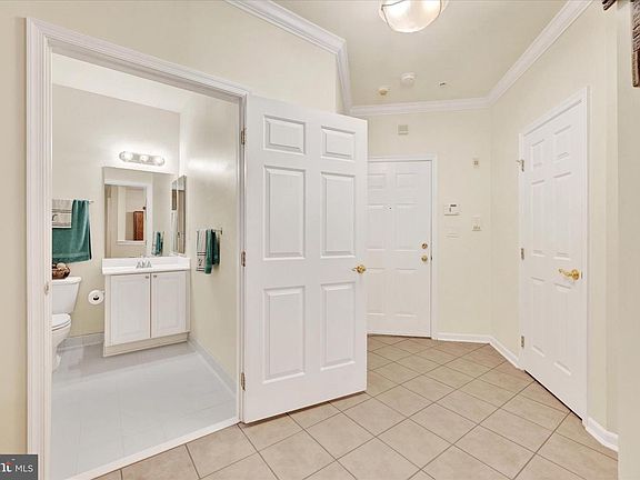 5th image of 11130 Chambers Ct Unit H