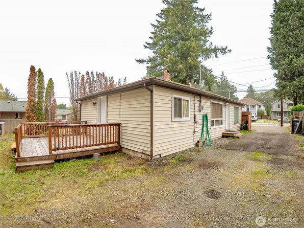 8314 Washington Boulevard SW, Lakewood, WA 98498