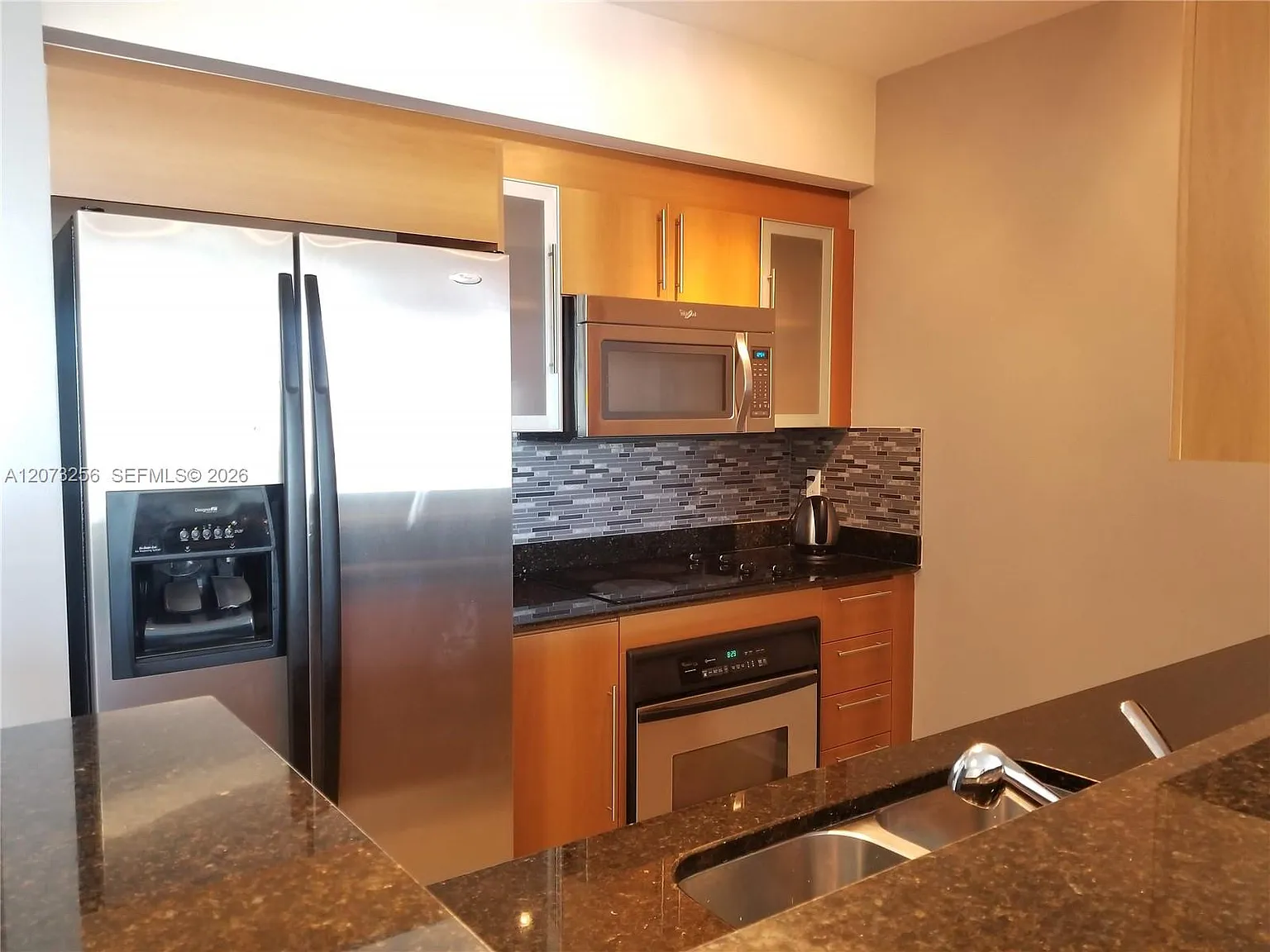 One Miami East Condo — Photo 4