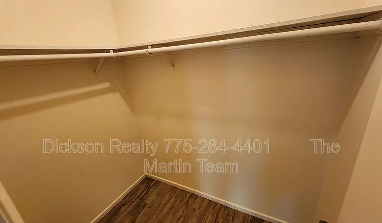 2300 Dickerson Rd #16 — Photo 8