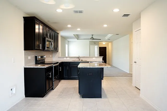 1416 Waggoner Dr — Photo 33