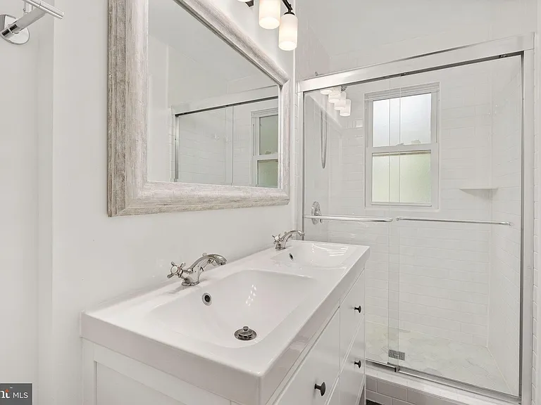 6901 Murray Ln — Photo 30