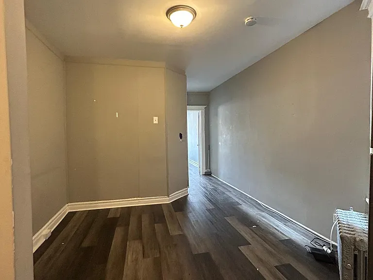 104 Romaine Ave #2 — Photo 7