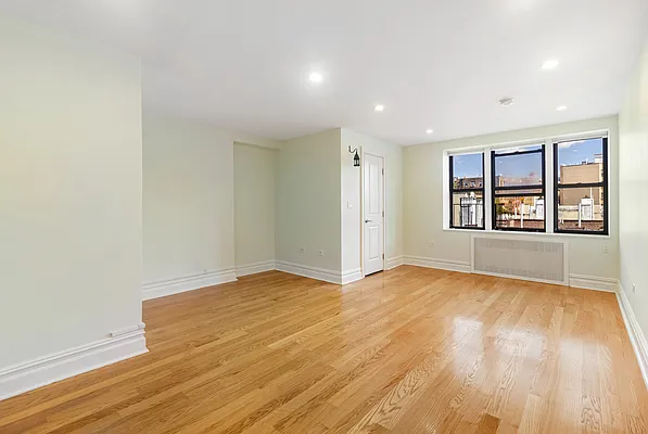 Rented by EXP Realty NYC | media 8