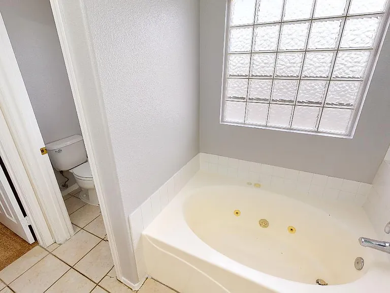 377 Ravensmere Ave — Photo 28