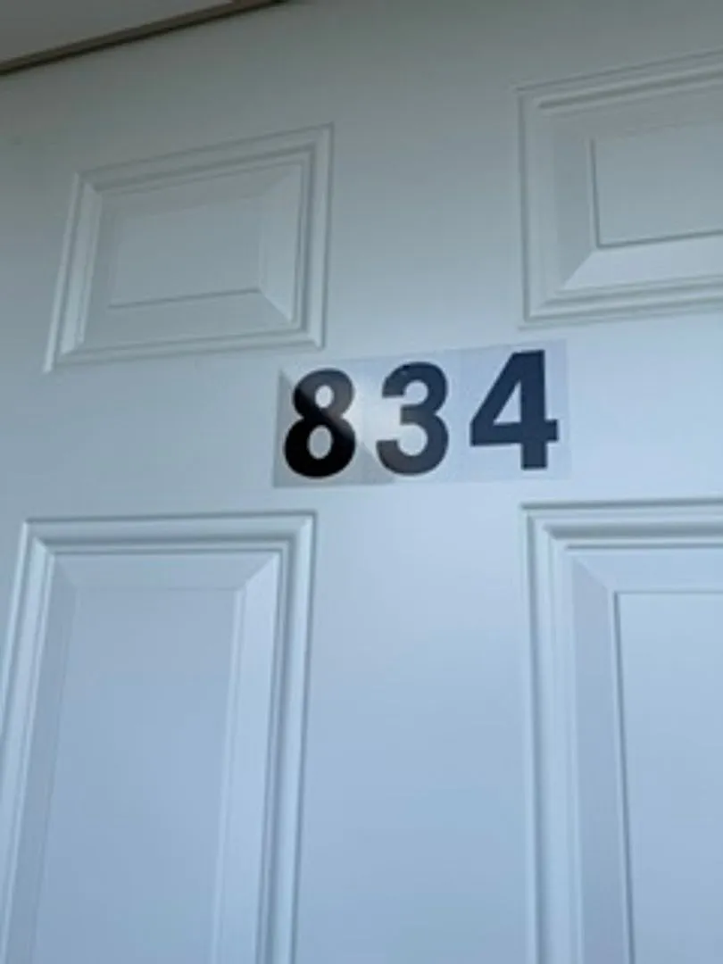 834 Sussex Place — Photo 1