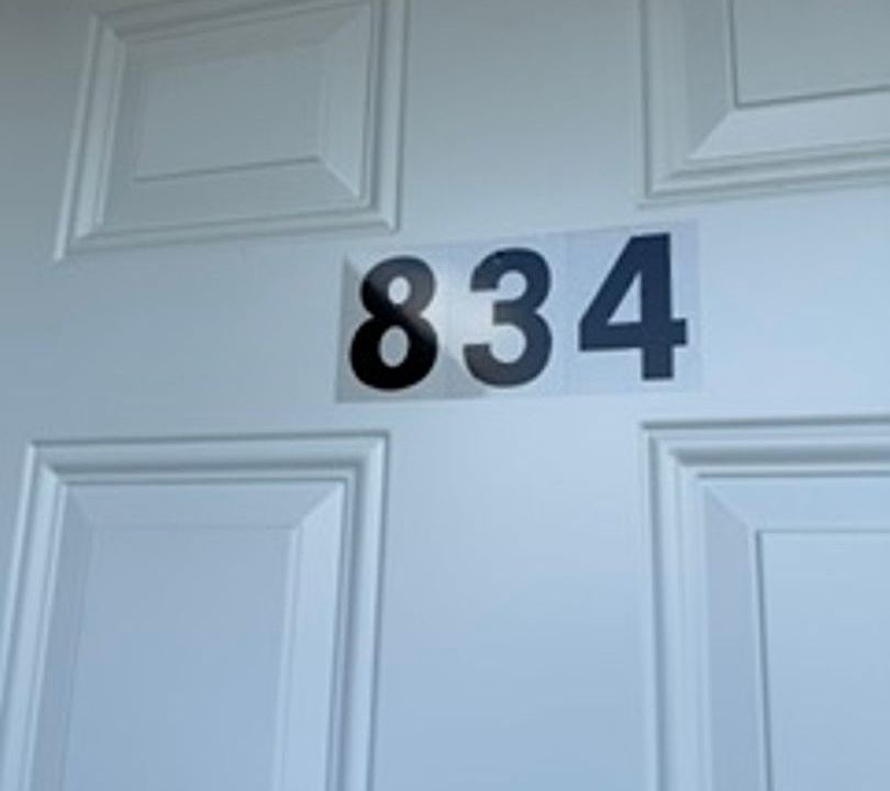 1st image of 834 Sussex Pl