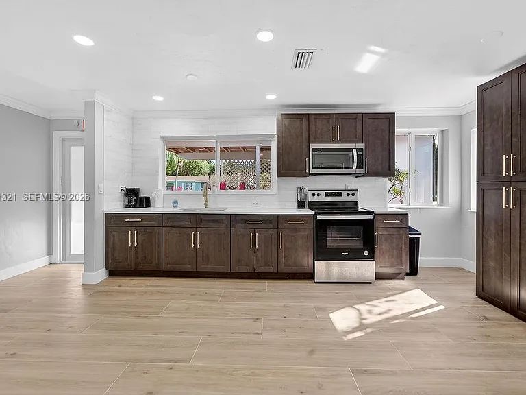 756 Cinnamon Rd — Photo 28
