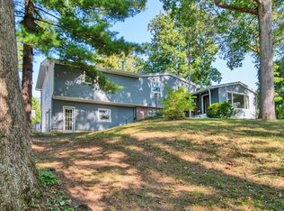 11818 N Roanoke Rd, Roanoke, IN 46783