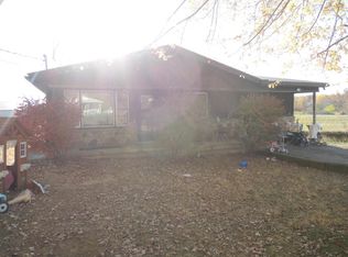 1006 Old Allardt Rd, Jamestown, TN 38556