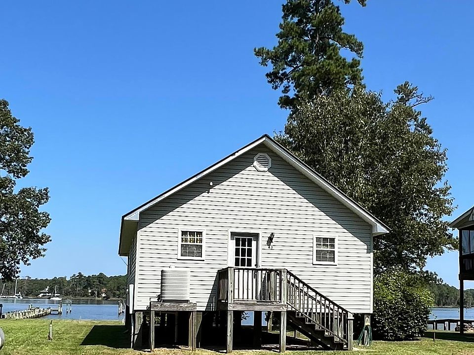 1st image of 201 Barnes-Foster Loop Road
