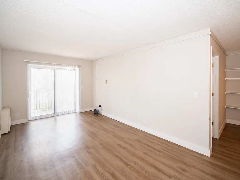 George Apartments - 625 3rd Street Southwest - 5 — Photo 8