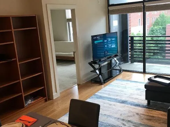 1333 W Broad St APT 409, Richmond, VA 23220