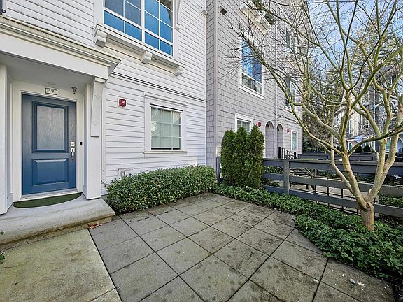 3rd image of 19696 Hammond Rd #17