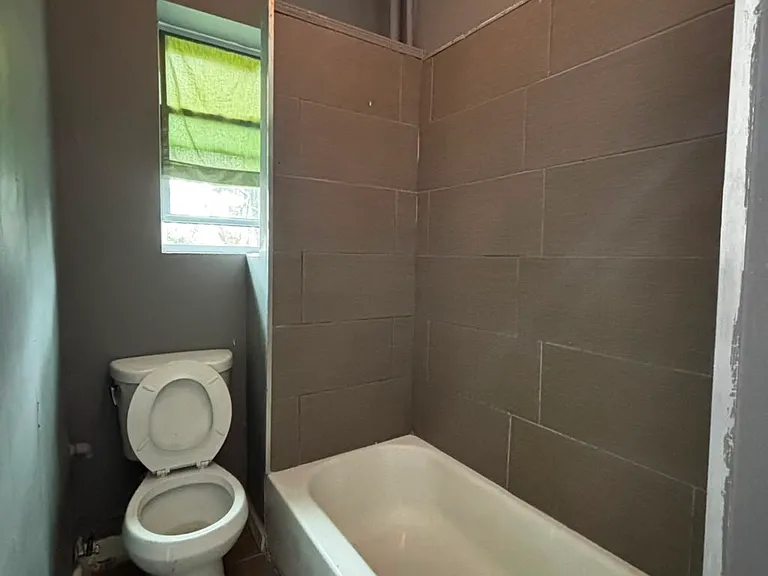713 Arlington Ave #4D — Photo 7