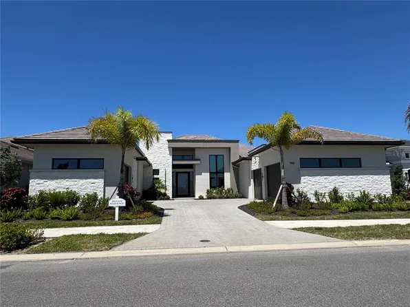 986 Blue Shell Loop, Sarasota, FL 34240