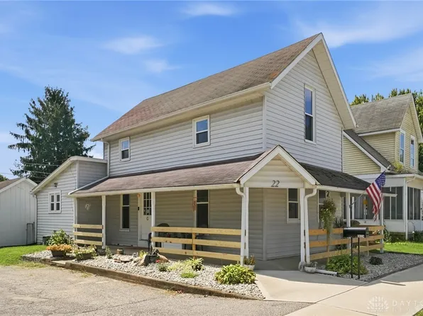22 W 3rd St, West Alexandria, OH 45381