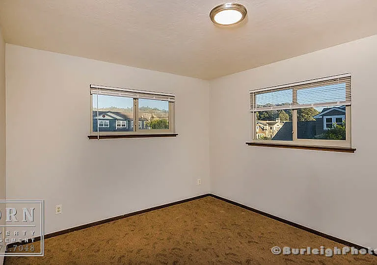 78 Alcatraz Ave — Photo 8