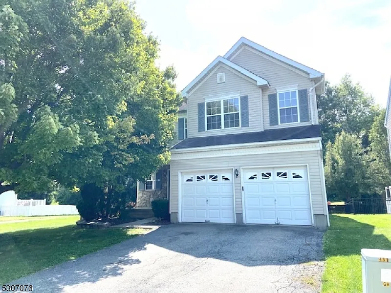 428 Hamilton Drive photo 1