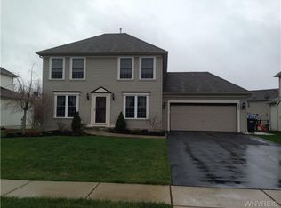 2248 Winterberry Dr, Lake View, NY 14085