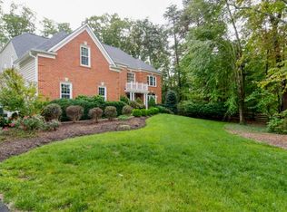 3401 Blakesley Hall Ct, Herndon, VA 20171