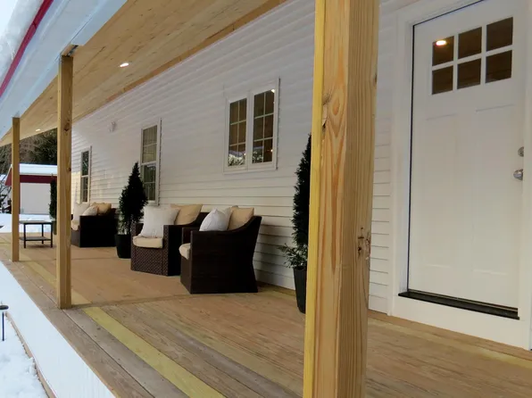 59 Barberry Lane, Raymond, NH 03077