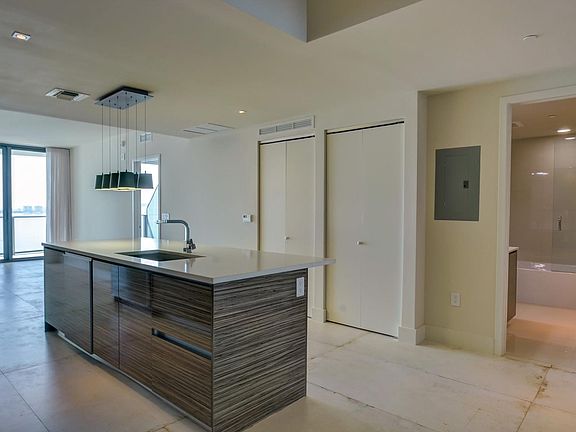 5th image of 460 NE 28th St #21
