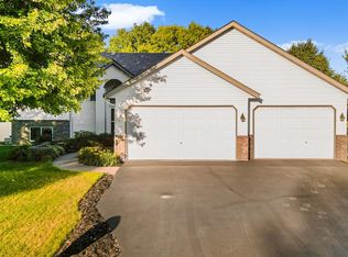 14421 Raven Ct NE, Prior Lake, MN 55372