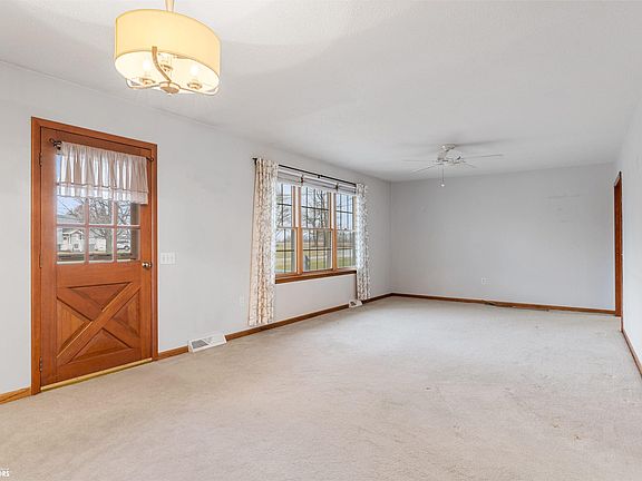 5th image of 948 Road 1245n