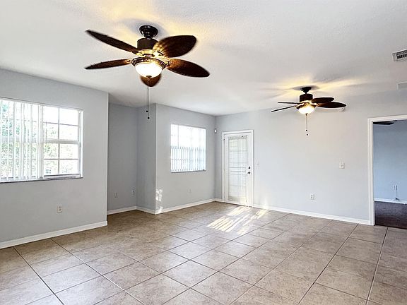 4th image of 142 SW Peacock Blvd APT 207-22-207