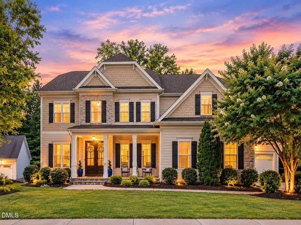 917 Cambridge Hall Loop, Apex, NC 27539
