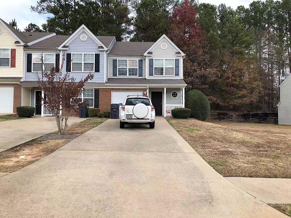2nd image of 1075 Maple Valley Ct