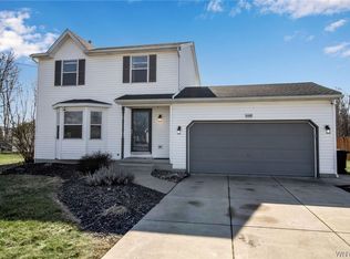 6448 Rapids Rd, Lockport, NY 14094