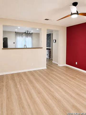 3 bed, 2.5 bath, 1431 sqft, $1,750 — Photo 3