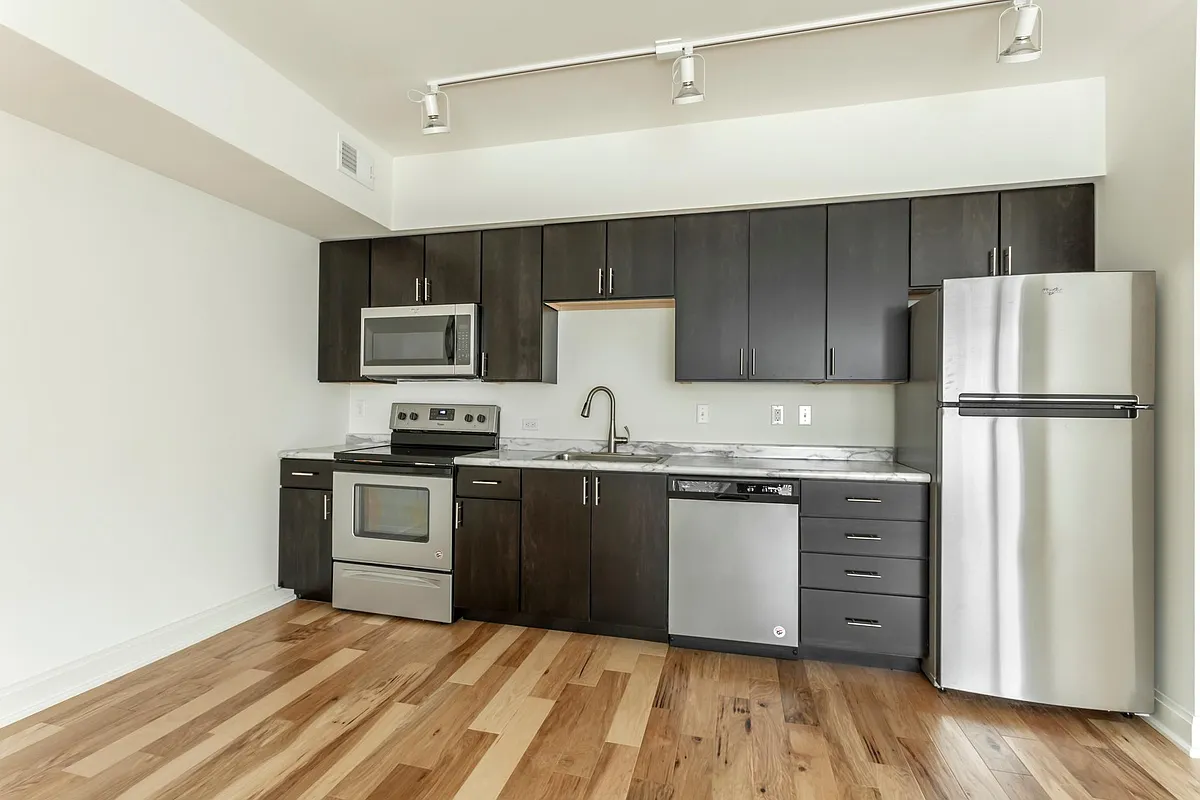 Building Photo - 219 Carron St #104