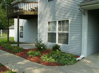 80 Pine Dr UNIT F, Chesterton, IN 46304